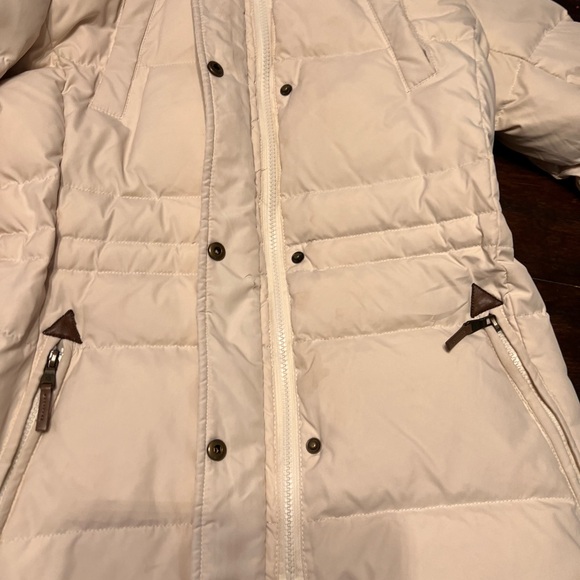 Lauren Ralph Lauren Tan/Cresm Puffer Jacket with Faux Fur Trim minor flap defect - Picture 12 of 14